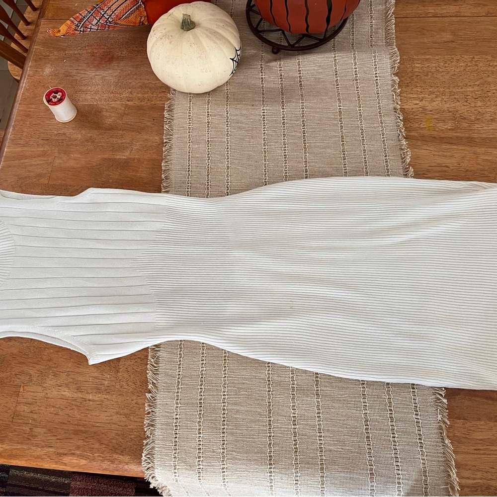 Forever 21 White Ribbed Midi Dress